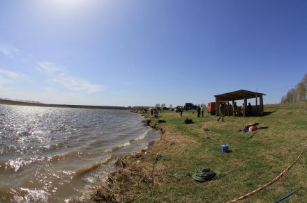 Рыбалка на пруду Калининский