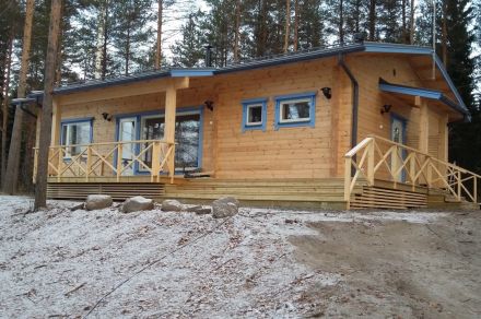 Рыболовный поселок на озере Онкивеси