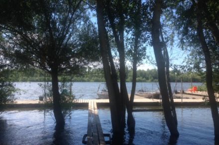 Рыболовная база на Ахтубе "Фаворит"