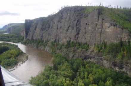 Сплав рыбалка по реке Уда