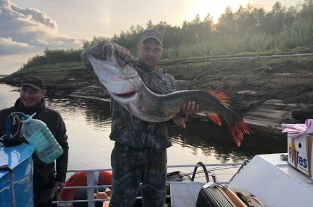 Круизная рыбалка на реке Лена, Якутия