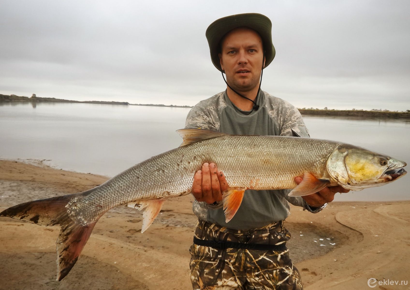 рыбалка на амура в казахстане