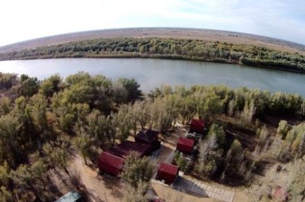 Рыболовная база на Ахтубе "Фаворит"